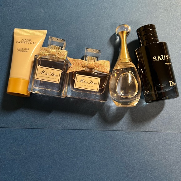 NIB DIOR Trousse Pouch, Navy/Gold - Picture 6 of 6